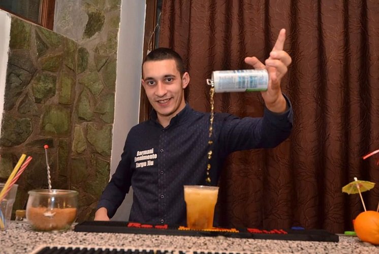 Barmani pentru evenimente orasul Targu Jiu