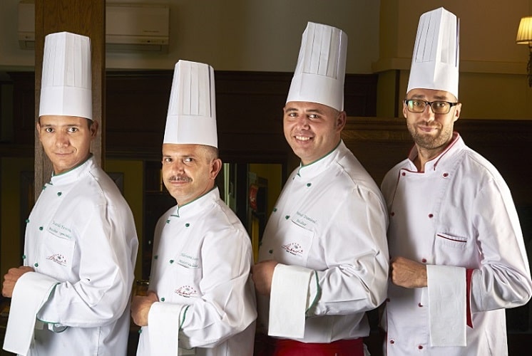 Imagine hotel Ambient orasul Brasov
