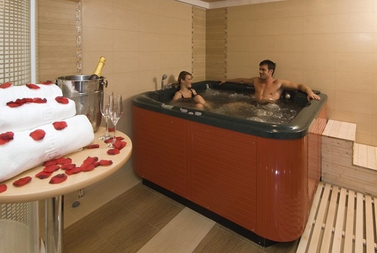 Imagine hotel Ambient orasul Brasov