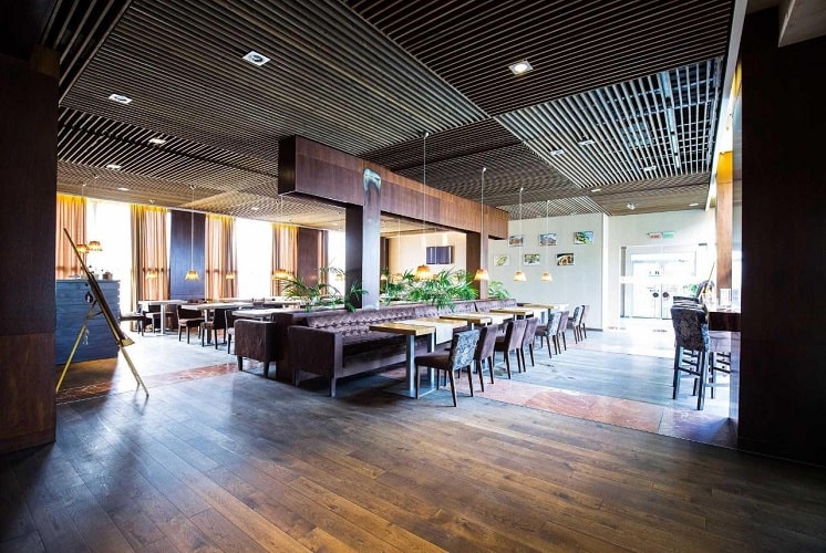 Imagine hotel Stop orasul Brasov 16