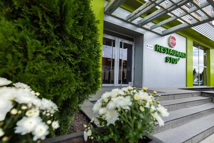Imagine hotel Stop orasul Brasov 2