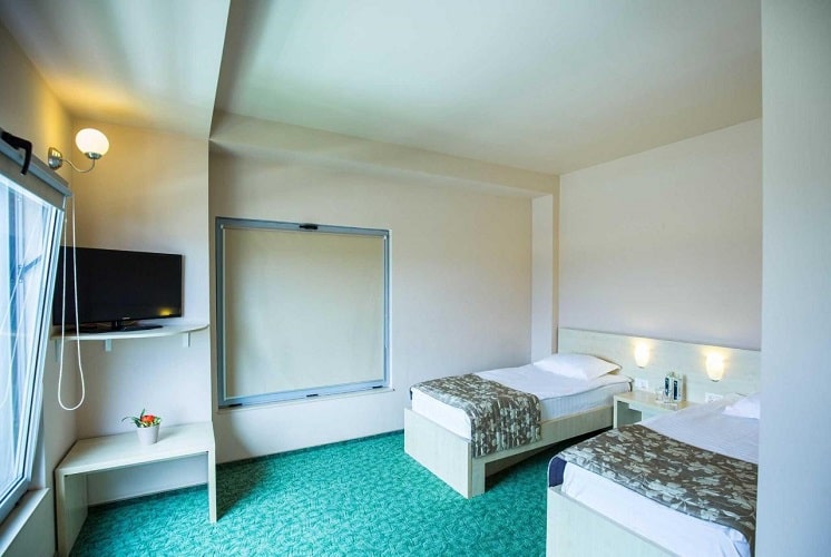 Imagine hotel Stop orasul Brasov 9